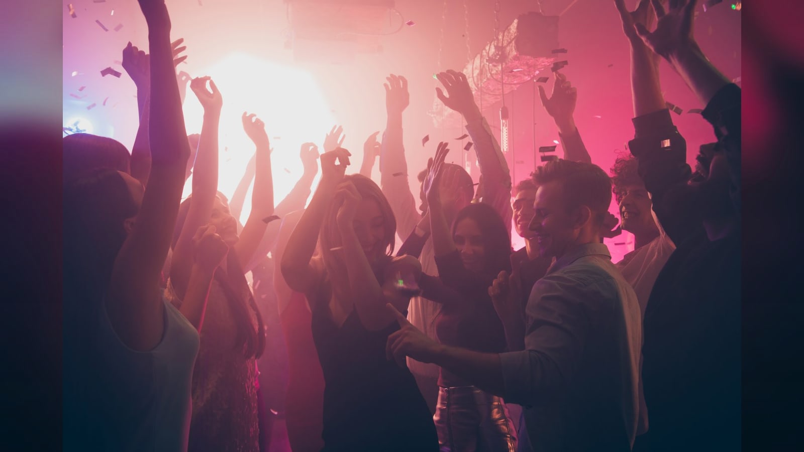 Company of nice attractive lovely stylish cheerful cheery positive carefree guys ladies having fun hanging out best summer student event life in new cool modern place indoors